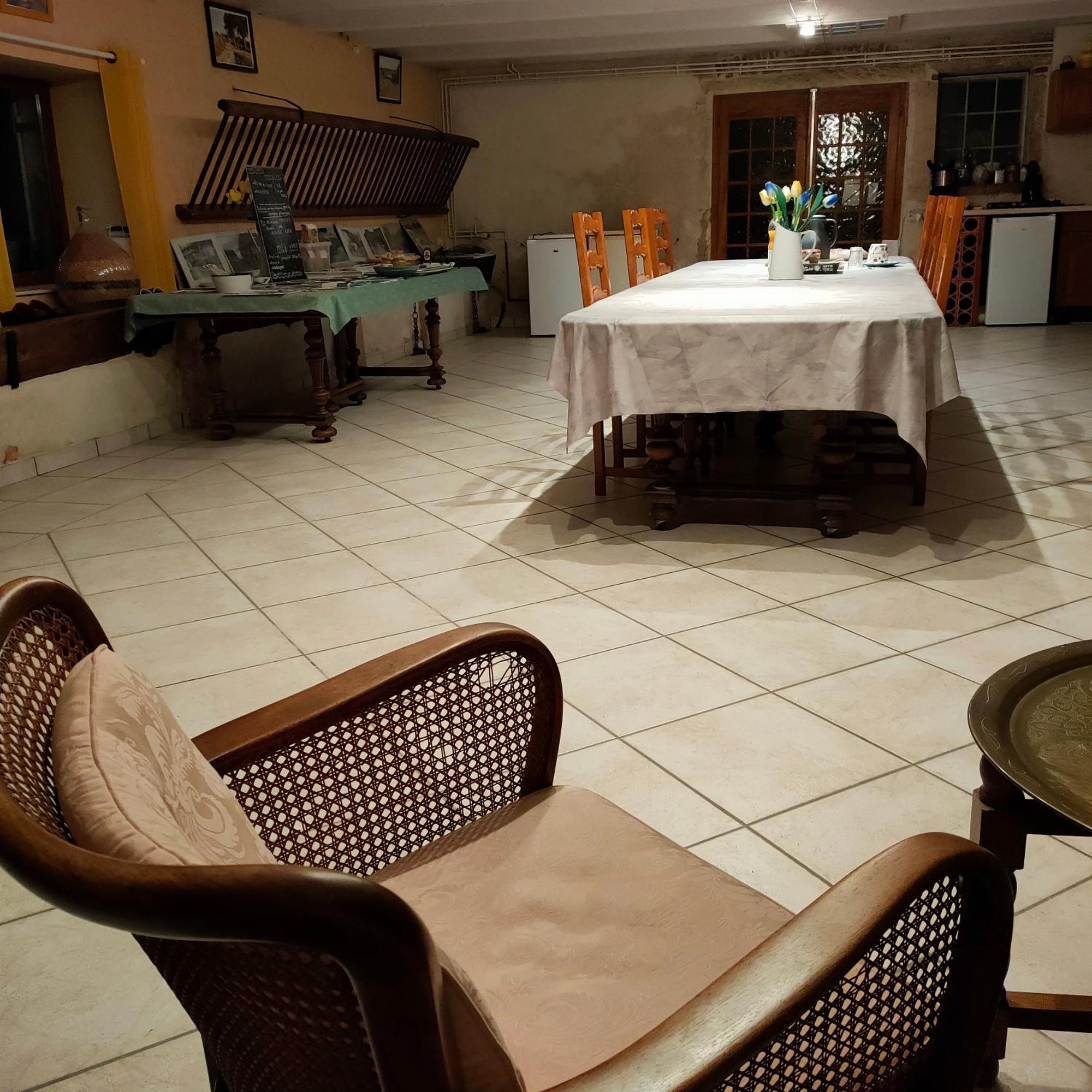 לינה וארוחת בוקר פונט-דה-וו La Ferme Du Grand Faubourg מראה חיצוני תמונה